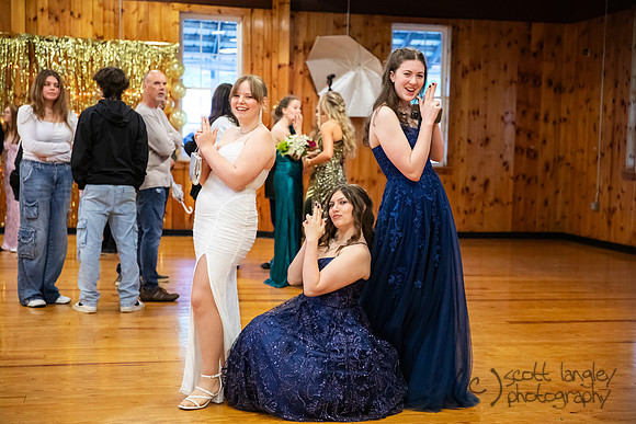 prom2025-163