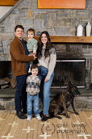family2025-0042