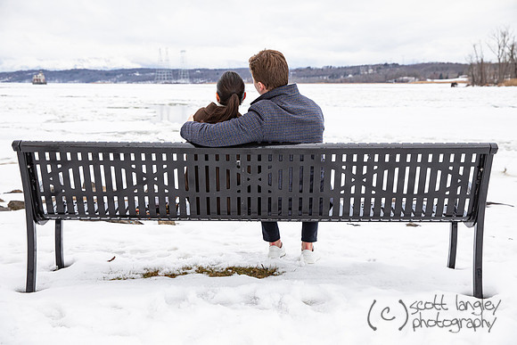 engagement-081