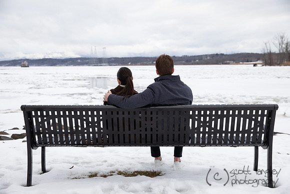 engagement-084