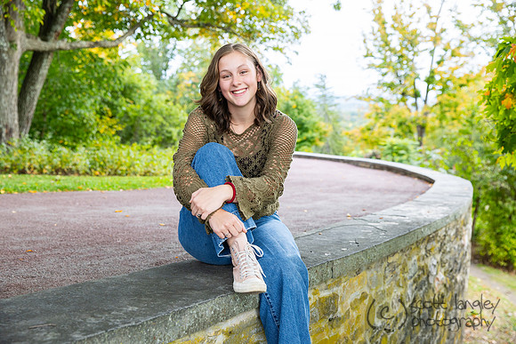 senior-008
