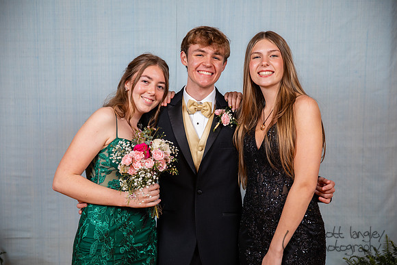 prom2025-090