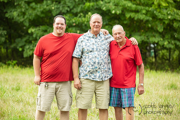 family2022-044
