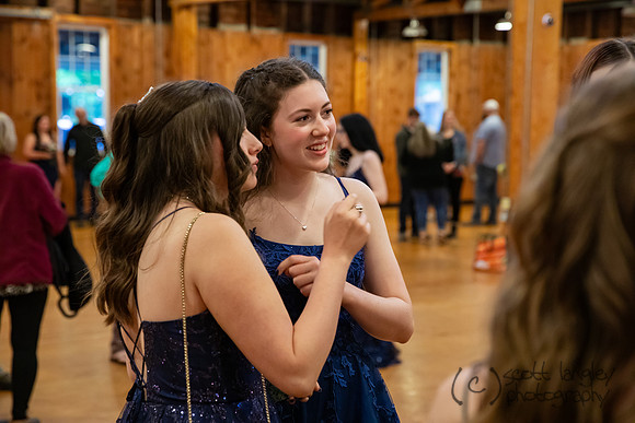 prom2025-129