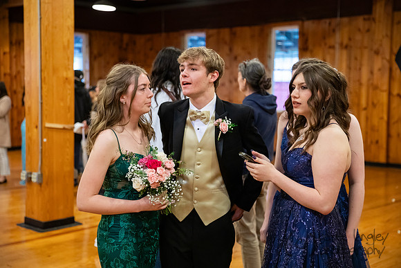 prom2025-111